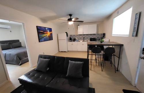 Panama City Apartment | Charming 1-bedroom apartment with WiFi, AC in delightful Panama City