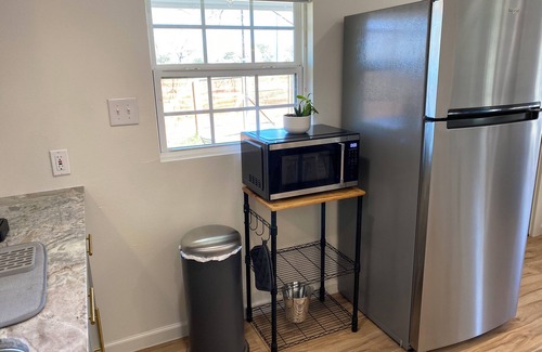 North San Antonio - SAT Cottage | Charming 1-bedroom cottage with WiFi, AC in amazing San Antonio