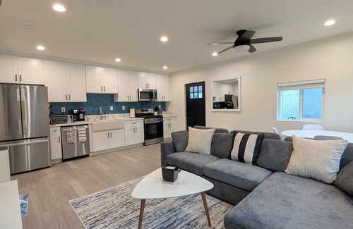 Santa Clarita House | Charming 1-bedroom house in Santa Clarita
