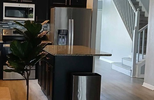 Fairvilla House | Charming 1-bedroom with WiFi, AC in fabulous Orlando