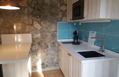 Sant Agusti des Vedra Apartment | Charming 1-bedroomed studio with private pool.