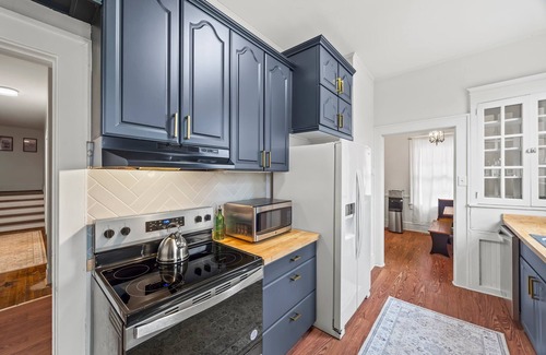 Rock Hill House | Charming 100-Year-Old 4BR - Perfect for Families & Winthrop Visits