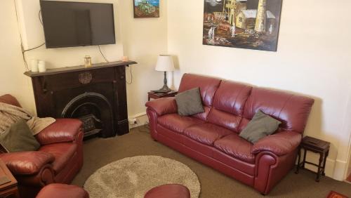 Moonta House | Charming 100 yr old cottage in the heart of Moonta