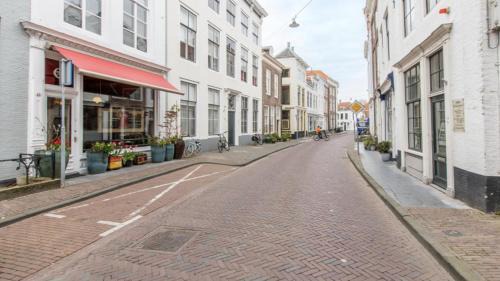Stadhuis Apartment | Charming 125 m2 apartment in historic center Middelburg