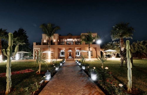 Tameslouht Villa | Charming 14-Bed Villa in Marrakech