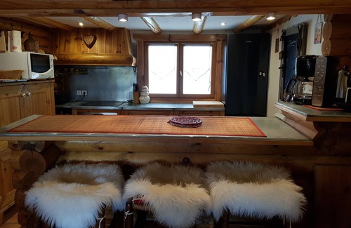 Les Angles Ski Chalet | Charming 16Pax chalet 7 bedrooms 5 bathrooms 5 WCs including 3 suites