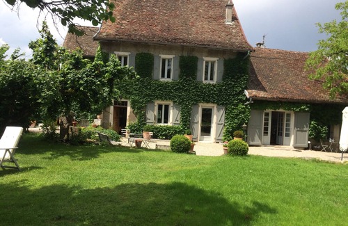 Vallieres House | Charming 17th century manor house