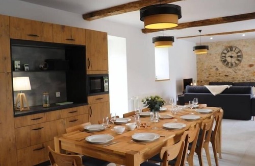 Les Herbiers Cottage | Charming 18th Century Cottage with Pool, Sleeps 10, Near Les Herbiers