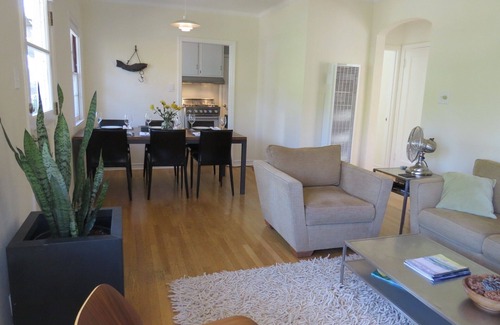 Boyes Hot Springs House | Charming 1940´s Wine Country Cottage With Porches, Flagstone Patio & Hot Tub