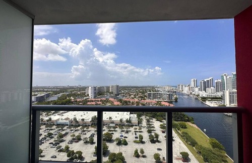 Hallandale Beach Apartment | Charming 1BR Beachfront Apartment with Pool, Gym & Hotel Services