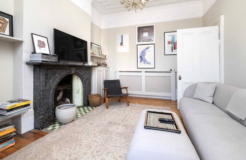 St. Helen's Apartment | Charming 1BR flat getaway in Notting Hill