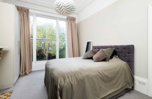 St. Helen's Apartment | Charming 1BR flat getaway in Notting Hill