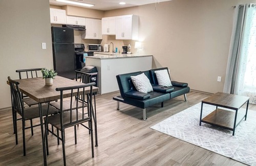 Texas City Apartment | Charming 1BR Getaway – Private, Pet Friendly, TV