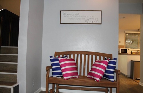 Round Rock Other | Charming 2 Acre Country Home - Deer Trails - Book Your Country Getaway!