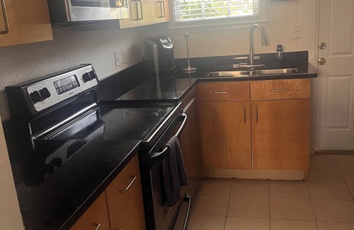 Jacksonville Beach Condo | Charming 2-bedroom condo right in the heart of Jacksonville Beach