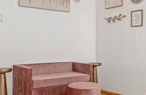 Center City East Apartment | Charming 2 BD 2 BATH Apartment in Chinatown