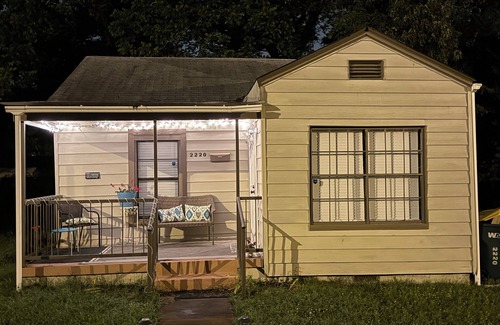 Capital View House | Charming 2-bdrm home in Little Rock with WiFi and AC