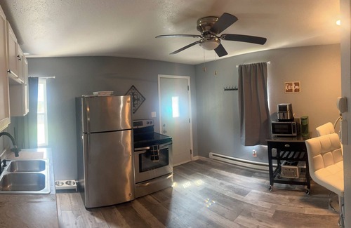 Bay City House | Charming 2-bdrm house w WiFi, game room, & outdoor fire pit in Bay City