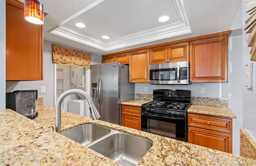 Rancho Penasquitos Condo | Charming 2 Bed 2 Bath Gem in the Heart of San Diego!