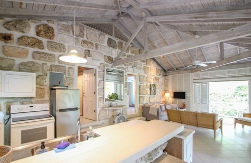 Merlin Bay House | Charming 2-Bed Cottage By Beach by BSL Rentals
