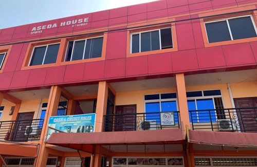 Sekondi-Takoradi Apartment | Charming 2-bedroom apartment with WiFi and AC in brilliant Sekondi-Takoradi.