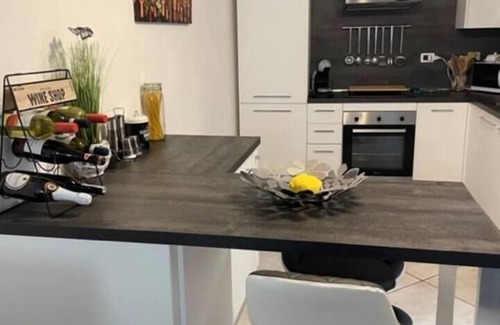Strevi House | Charming 2-Bed House in Strevi
