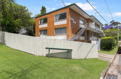 Taringa Apartment | Charming 2-Bed Near River & City of Brisbane