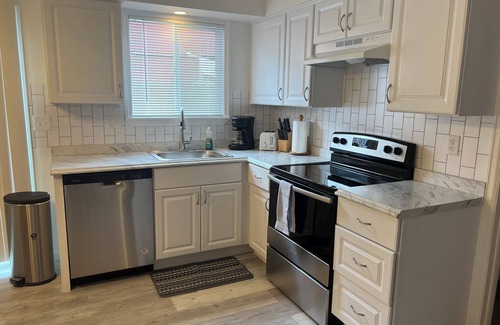 Northeast Colorado Springs Condo | Charming 2-bedroom condo in brilliant Colorado Springs with WiFi, AC