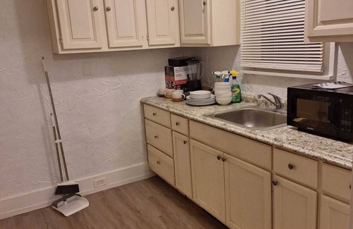 Garfield Heights Apartment | Charming 2-bedroom apartment with WiFi, AC in nice Garfield Heights 27L