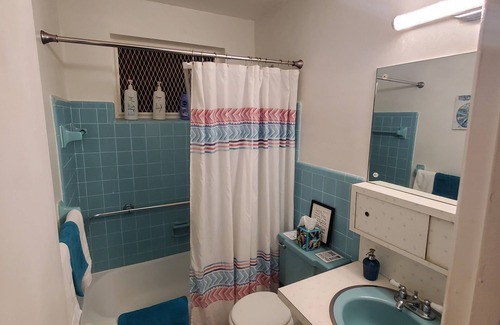 North Lauderdale House | Charming 2-bedroom house in North Lauderdale 20 minutes from beaches