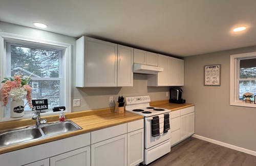Rensselaer Falls House | Charming 2-bedroom house near Oswegatchie River in Rensselaer Falls