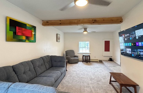 Rensselaer Falls House | Charming 2-bedroom house near Oswegatchie River in Rensselaer Falls