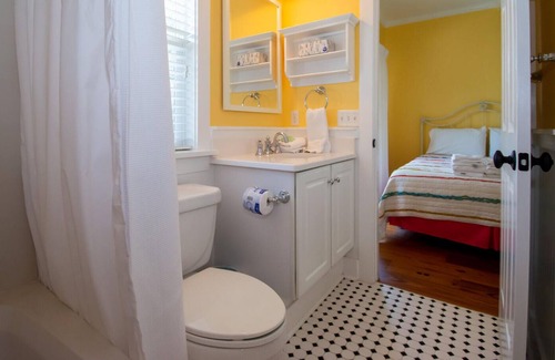 Saint Helena Island Cottage | Charming 2-Bed Cottage w/ golf cart & direct views of Ocean Creek Golf Course