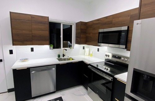 West Valley City House | Charming 2-bedroom house with AC, WiFi in delightful West Valley City