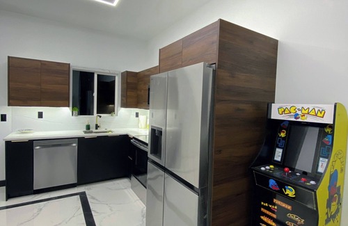 West Valley City House | Charming 2-bedroom house with AC, WiFi in delightful West Valley City