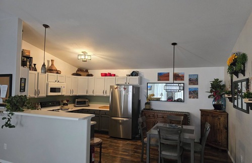 Pear Park House | Charming 2-bedroom townhome in lovely Grand Junction with WiFi, AC