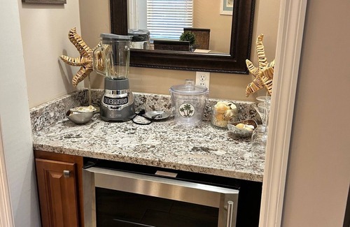 Pawleys Island Condo | Charming 2-bedroom condo in delightful Pawleys Island with AC, WiFi.