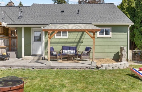 Coeur d'Alene House | Charming 2-bedroom house with WiFi, AC in fantastic Coeur d'Alene