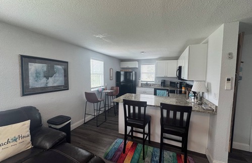 Flagler Beach House | Charming 2-bedroom house with AC, WiFi in amazing Flagler Beach Close to All