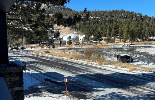 Mammoth Lakes Condo | Charming 2-bedroom condo in delightful Mammoth Lakes with fitness room, WiFi