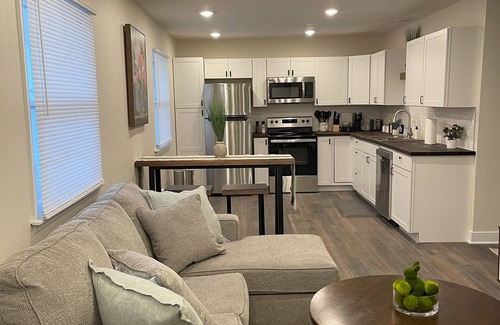 Nebraska City Apartment | Charming 2-bedroom apartment in pleasant Nebraska City.