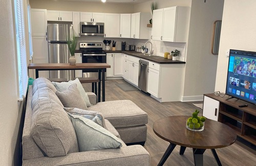 Nebraska City Apartment | Charming 2-bedroom apartment in pleasant Nebraska City.