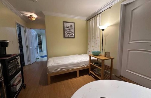 Bernal Heights Bed & Breakfast | Charming 2-bedroom bed & breakfast in vibrant San Francisco with WiFi