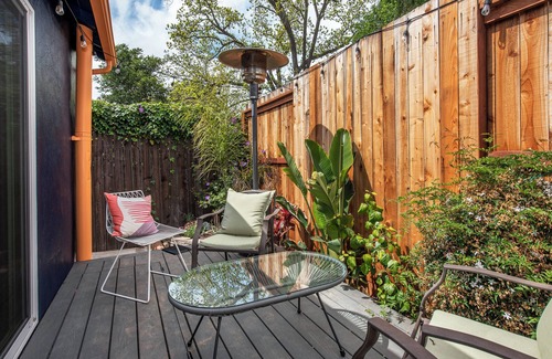 Oak Park Cottage | Charming 2-bedroom cottage in lovely Santa Barbara with WiFi, AC