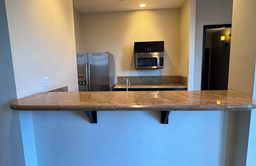 Valencia Apartment | Charming 2-bedroom apartment with fitness room, WiFi in superb Santa Clarita