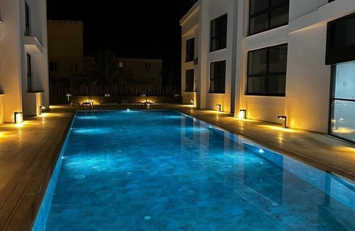 Kyrenia Apartment | Charming 2-bedroom & 2-bathroom apartment with AC, WiFi in Girne/Kyrenia TRNCn