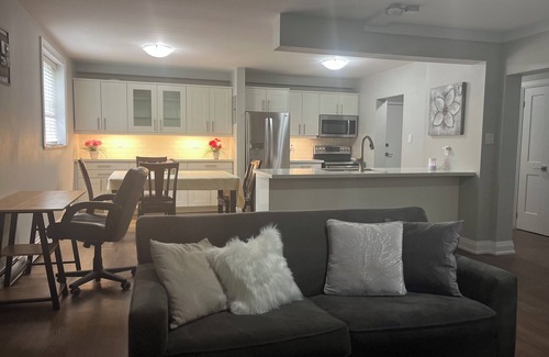 Burlington Apartment | Charming 2-bedroom apartment in terrific Burlington with WiFi and free parking