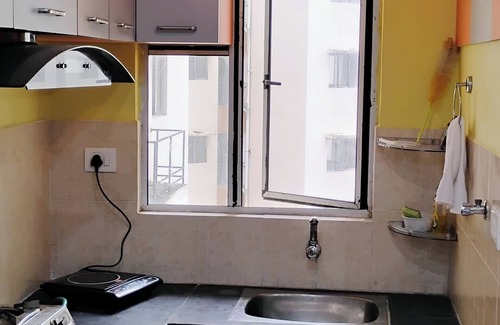 Bhandardaha Apartment | Charming 2-bedroom apartment with AC, WiFi in nice Maheshtala