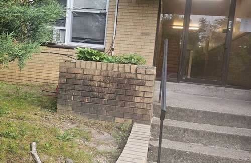 16th Street Heights Apartment | Charming 2-bedroom apartment with WiFi, AC in wonderful Washington