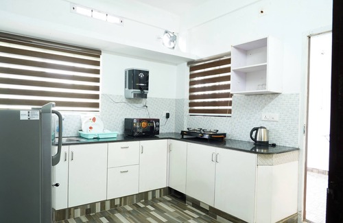 Perumbavoor Apartment | Charming 2-bedroom AC apartment Close to Rajagiri Hospital